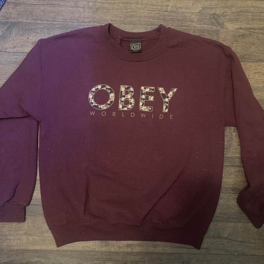 Obey sweatshirt